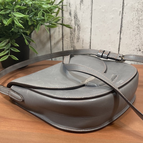 Celine Trotteur Small Grey Smooth Calfskin Leather Crossbody Bag - Picture 4 of 14